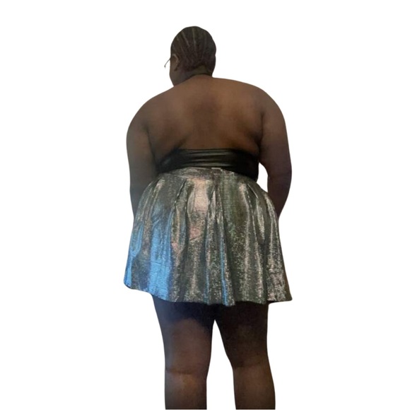 🪩 PLUS Sequin Skirt 🪩 - Picture 7 of 7